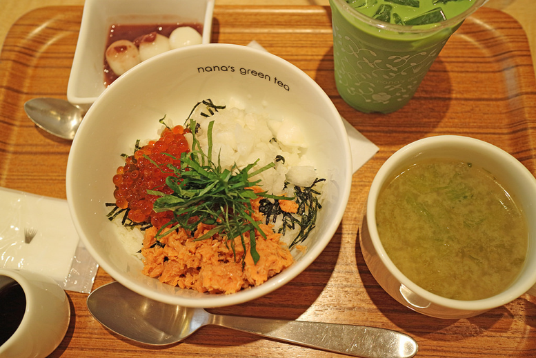 nana's Green Tea
